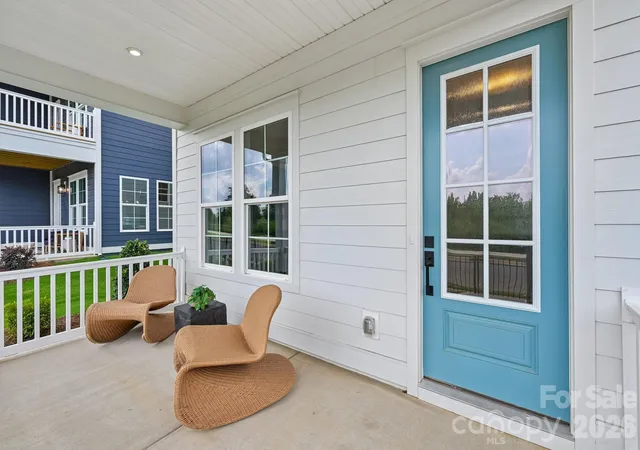 Photo 3 of Single family home for sale at 4120 Hickory Pl Ln, Pineville, NC 28134 | MLS# 4420638 | Listing updated on 2026-09-30