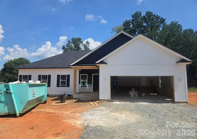 Photo 1 of Single family home for sale at 2850 Leonard Rd, Lexington, NC 27295 | MLS# 4420648 | Listing updated on 2026-09-02