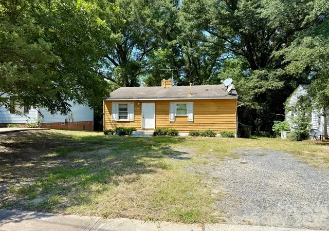 Photo 1 of Single family home for sale at 334 Friendship Dr, Rock Hill, SC 29730 | MLS# 4420655 | Listing updated on 2026-09-02