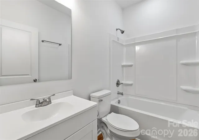 Listing Photo 2 - Condo for sale in building located at 921 & 927 Prescott Rd, Columbia, SC 29203