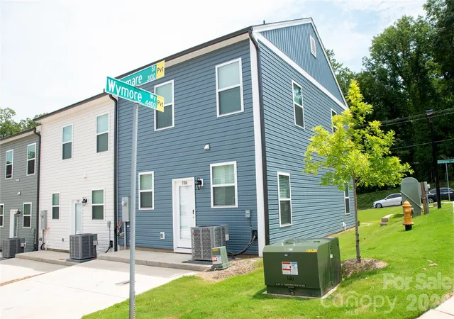 Photo 22 of Townhouse for sale at 3106 Elemare St, Charlotte, NC 28208 | MLS# 4420679 | Listing updated on 2026-09-02