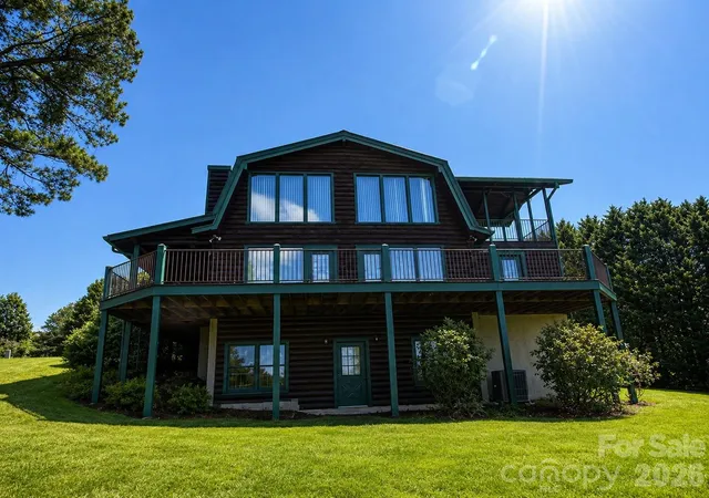 Photo 1 of Single family home for sale at 124 Woodard Ln, Hayesville, NC 28904 | MLS# 4420698 | Listing updated on 2026-09-03