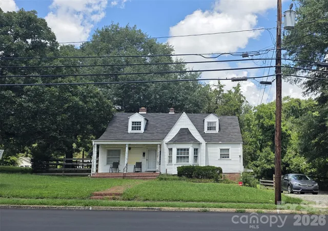 Photo 1 of Multi family home for sale at 204 E Trade St, Dallas, NC 28034 | MLS# 4420814 | Listing updated on 2026-09-02