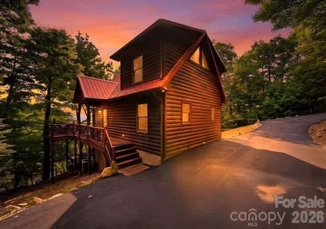 Photo 1 of Single family home for sale at 142 Fawn Ln, Purlear, NC 28665 | MLS# 4420826 | Listing updated on 2026-09-03
