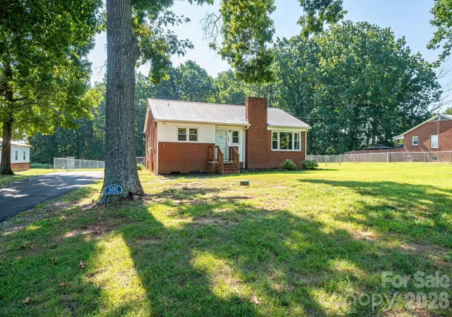 Photo 2 of Single family home for sale at 4282 Buffalo Shls Rd, Maiden, NC 28650 | MLS# 4420932 | Listing updated on 2026-09-03