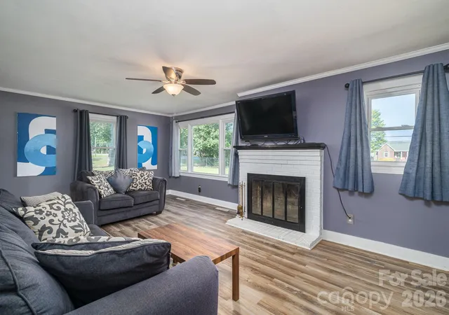 Photo 4 of Single family home for sale at 4282 Buffalo Shls Rd, Maiden, NC 28650 | MLS# 4420932 | Listing updated on 2026-09-03