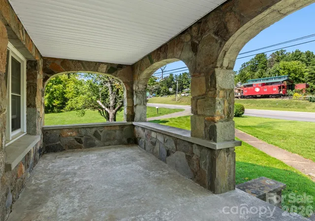 Photo 3 of Single family home for sale at 1279 Charlotte Hwy, Fairview, NC 28730 | MLS# 4421024 | Listing updated on 2026-09-18