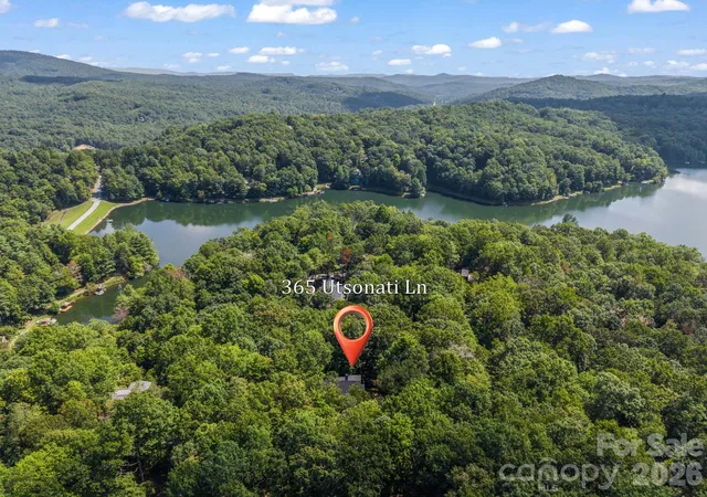 Photo 4 of Single family home for sale at 365 Utsonati Ln, Brevard, NC 28712 | MLS# 4421033 | Listing updated on 2026-09-04