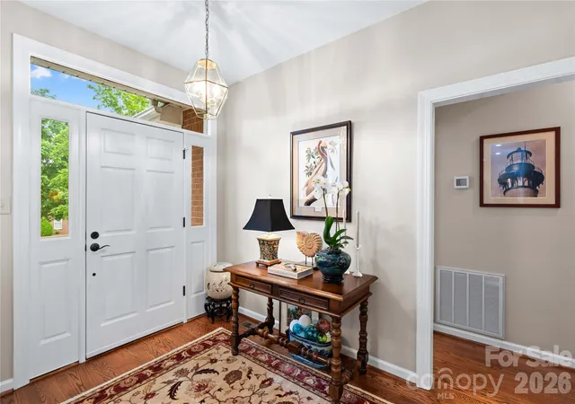 Photo 3 of Single family home for sale at 943 Argyle Ct, Statesville, NC 28677 | MLS# 4421041 | Listing updated on 2026-09-03