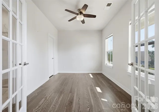 Photo 3 of Single family home for sale at 11124 Vanguard Pkwy, Huntersville, NC 28078 | MLS# 4421110 | Listing updated on 2026-09-21