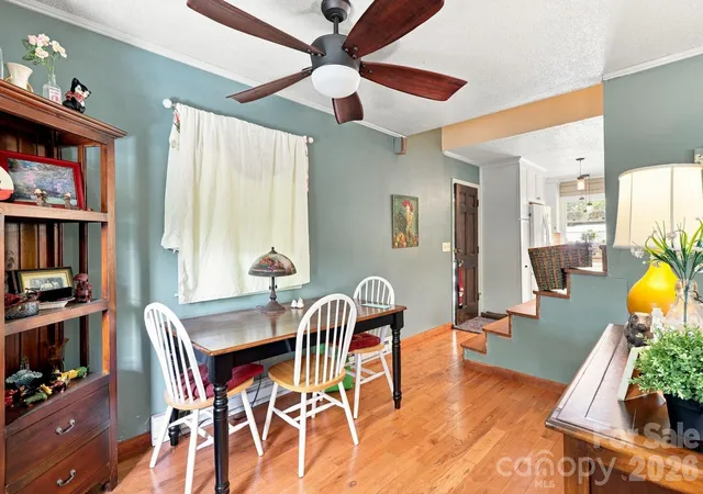 Photo 3 of Single family home for sale at 922 Goose Holw Rd, Newland, NC 28657 | MLS# 4421263 | Listing updated on 2026-09-04