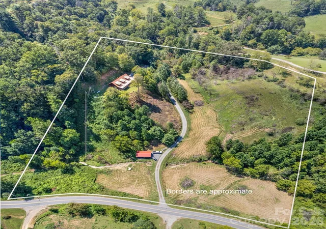 Photo 2 of Single family home for sale at 1140 Caney Frk Rd, Marshall, NC 28753 | MLS# 4421346 | Listing updated on 2026-09-04