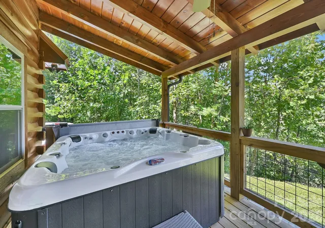 Photo 5 of Single family home for sale at 1140 Caney Frk Rd, Marshall, NC 28753 | MLS# 4421346 | Listing updated on 2026-09-04
