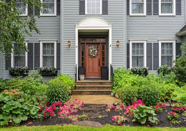 Photo 1 of Sale Pending at 10 Holly Ln, Beverly, MA 01915 | MLS# 73572753 | Listing updated on 2026-09-30