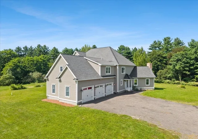 Photo 3 of Sale Pending at 80 Joshua Ln, East Taunton, MA 02718 | MLS# 73572324 | Listing updated on 2026-09-16