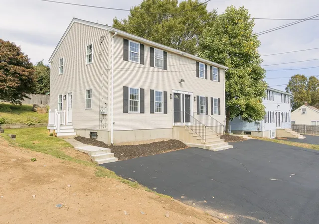 Photo 1 of Single family home for sale at 32a Boylston St, Worcester, MA 01605 | MLS# 73579795 | Listing updated on 2026-09-28