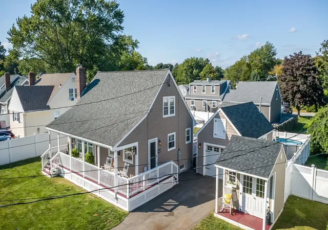 Photo 3 of Single family home for sale at 71 Sycamore St, Swansea, MA 02777 | MLS# 73575000 | Listing updated on 2026-09-11