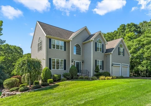 Photo 2 of Single family home for sale at 100 Eagle Rock Rd, Stoughton, MA 02072 | MLS# 73584241 | Listing updated on 2026-10-10