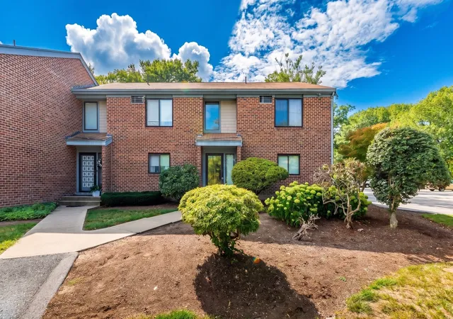 Photo 2 of Condo for sale at 22 Old Stone Way #22, East Weymouth, MA 02189 | MLS# 73574780 | Listing updated on 2026-09-13