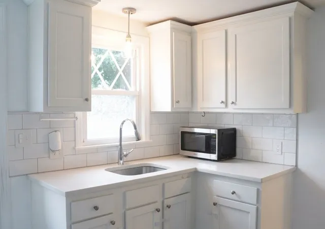 Photo 4 of Single family home for sale at 35 W Akard St, Ludlow, MA 01056 | MLS# 73575291 | Listing updated on 2026-09-14