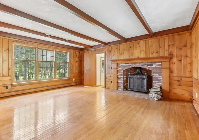 Photo 4 of Sale Pending at 36 Boeske Ave, Maynard, MA 01754 | MLS# 73575701 | Listing updated on 2026-10-02
