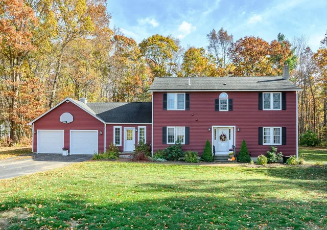 Photo 2 of Single family home for sale at 2 Sawmill Cir, Charlton, MA 01507 | MLS# 73572857 | Listing updated on 2026-09-12