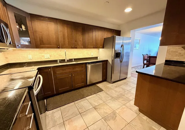 Photo 3 of Condo for sale at 1001 Marina Dr #705, Quincy, MA 02171 | MLS# 73570917 | Listing updated on 2026-09-06