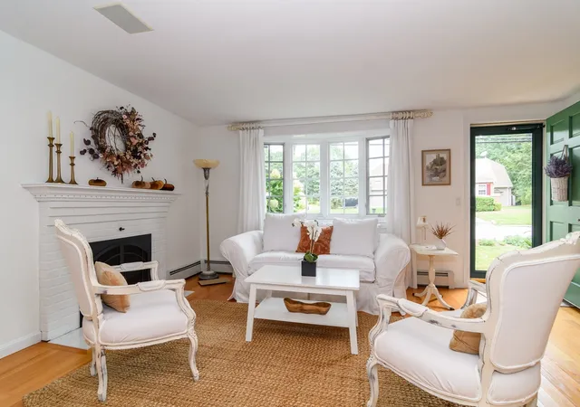 Photo 3 of Single family home for sale at 37 Pine St, Natick, MA 01760 | MLS# 73575565 | Listing updated on 2026-09-14