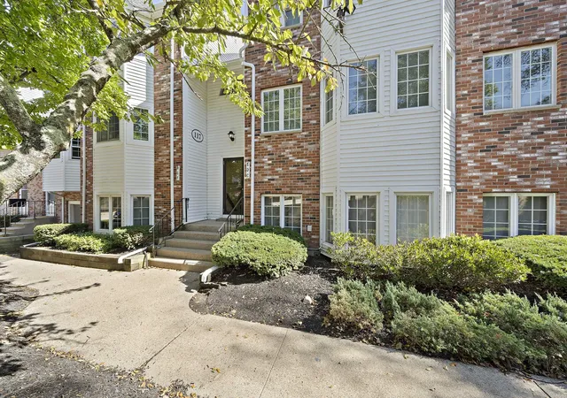 Photo 1 of Condo for sale at 117 Tall Oaks Dr #H, South Weymouth, MA 02190 | MLS# 73589287 | Listing updated on 2026-10-14