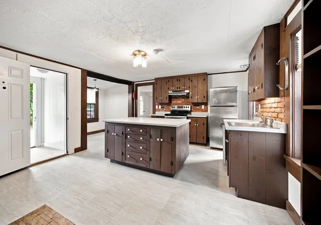 Photo 4 of Single family home for sale at 114 Old Amherst Rd, Sunderland, MA 01375 | MLS# 73572783 | Listing updated on 2026-09-12