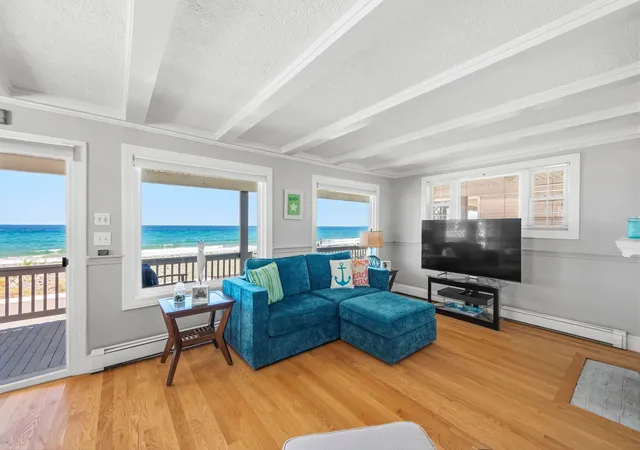Photo 3 of Single family home for sale at 331 Beach Ave, Hull, MA 02045 | MLS# 73574371 | Listing updated on 2026-09-19