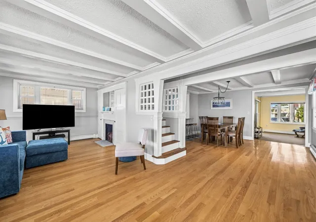 Photo 4 of Single family home for sale at 331 Beach Ave, Hull, MA 02045 | MLS# 73574371 | Listing updated on 2026-09-19
