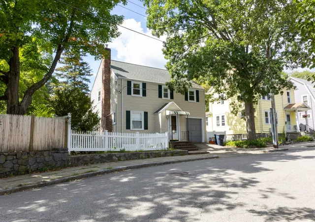 Photo 2 of Single family home for sale at 19 Eastland Rd, Jamaica Plain, MA 02130 | MLS# 73575753 | Listing updated on 2026-09-11