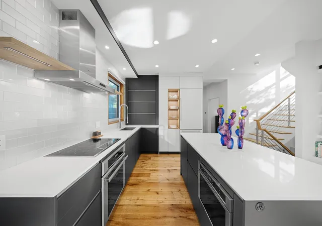 Listing Photo 4 - Condo for sale in building located at 137 Walden St, Cambridge, MA 02140 - Unit #137