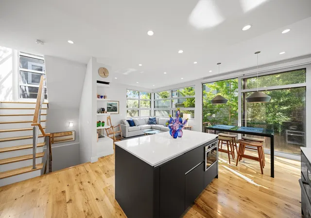 Listing Photo 5 - Condo for sale in building located at 137 Walden St, Cambridge, MA 02140 - Unit #137