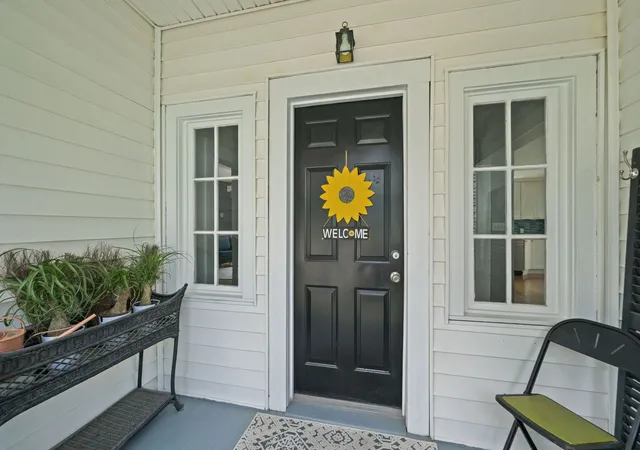 Photo 3 of Single family home for sale at 19 Brinsley St, Quincy, MA 02169 | MLS# 73573482 | Listing updated on 2026-09-12