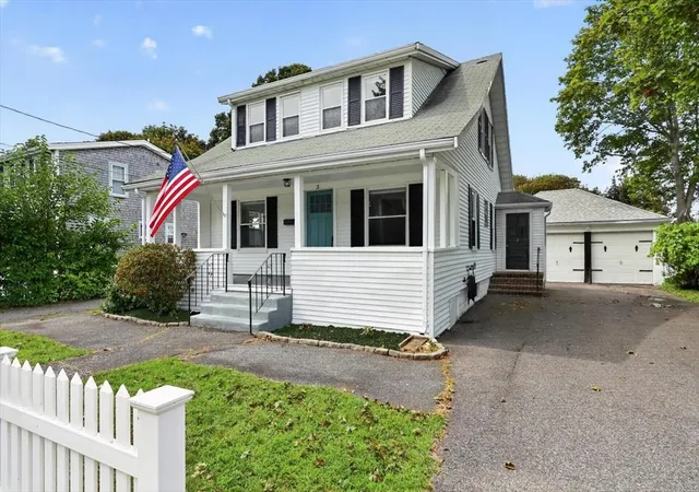 Photo 1 of Sale Pending at 3 Thomas St, Kingston, MA 02364 | MLS# 73570826 | Listing updated on 2026-09-23