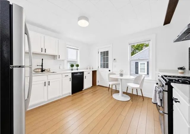 Photo 4 of Sale Pending at 3 Thomas St, Kingston, MA 02364 | MLS# 73570826 | Listing updated on 2026-09-23