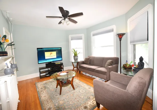 Photo 4 of Sale Pending at 10 Holly St, Watertown, MA 02472 | MLS# 73582281 | Listing updated on 2026-10-12