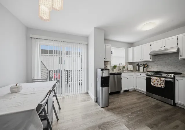 Listing Photo 4 - Condo for sale in building located at 111 Cambridge St, Lawrence, MA 01843 - Unit #B