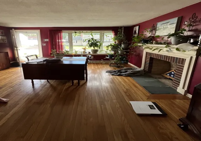 Photo 2 of Single family home for sale at 89 Porter Rd, Marlborough, MA 01752 | MLS# 73572609 | Listing updated on 2026-09-14