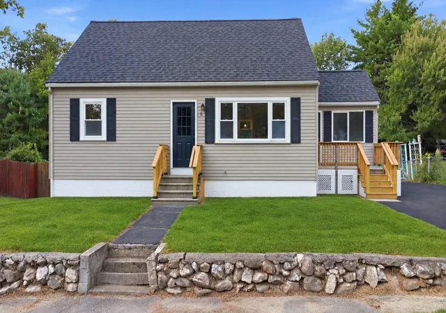 Photo 1 of Single family home for sale at 6 Sterling St, Leicester, MA 01524 | MLS# 73584168 | Listing updated on 2026-10-06