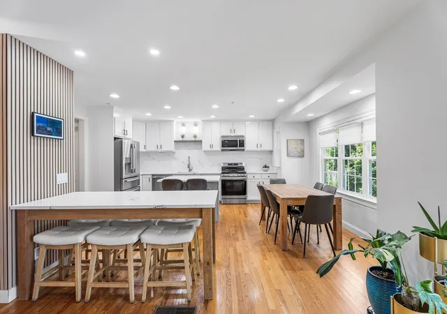 Listing Photo 4 - Condo for sale in building located at 16 Country Candle Ln, Northborough, MA 01532 - Unit #16