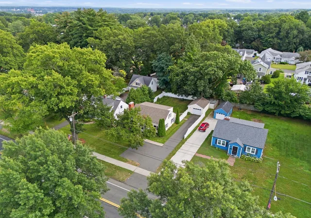 Photo 39 of Sale Pending at 401 Kings Hwy, West Springfield, MA 01089 | MLS# 73575521 | Listing updated on 2026-10-02