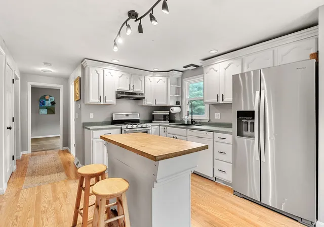 Photo 3 of Single family home for sale at 71 Mason, West Townsend, MA 01474 | MLS# 73576206 | Listing updated on 2026-09-12