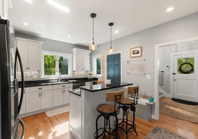Photo 4 of Single family home for sale at 18 Taft St, Quincy, MA 02169 | MLS# 73580667 | Listing updated on 2026-10-16