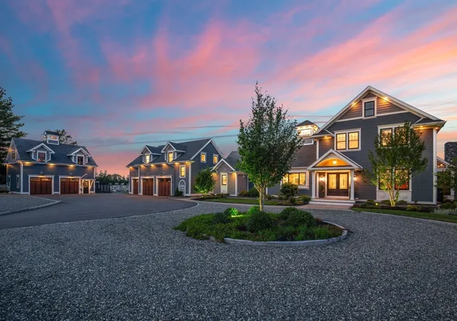 Single family home for sale at 17 Chestnut Ln, Littleton, MA 01460 | MLS# 73588654