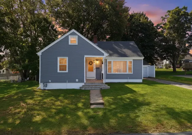 Photo 2 of Single family home for sale at 283 Longhill Ave, Somerset, MA 02726 | MLS# 73572450 | Listing updated on 2026-09-28