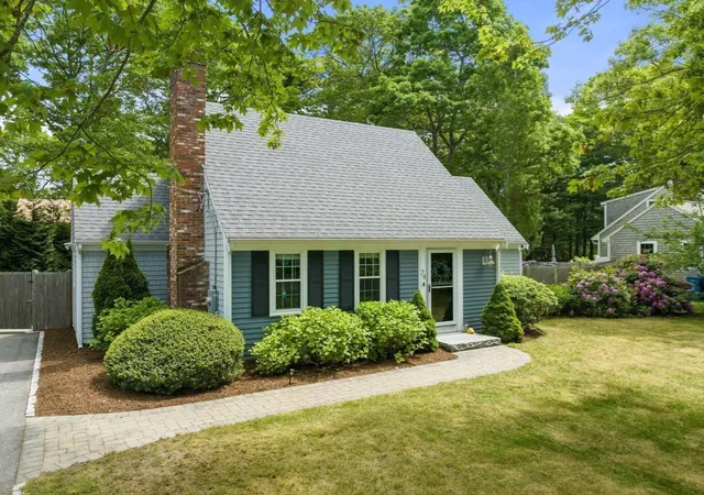 Photo 2 of Sale Pending at 24 E Harbor Dr, Falmouth, MA 02540 | MLS# 73571584 | Listing updated on 2026-10-01