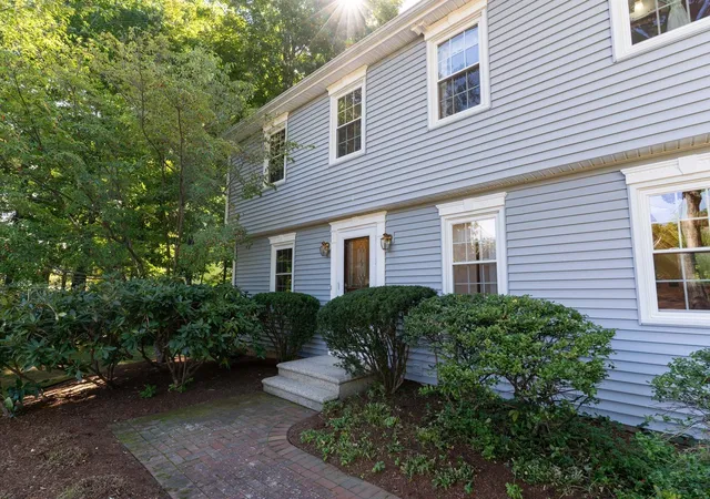 Photo 2 of Single family home for sale at 74 Old Farm Rd, Sturbridge, MA 01566 | MLS# 73585322 | Listing updated on 2026-10-05